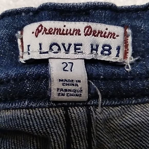 🌟H81 Rolled Jean Shorts~ - Picture 5 of 6